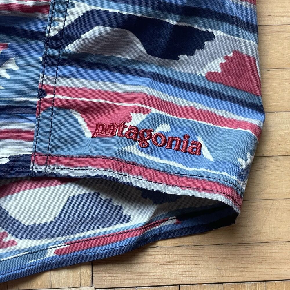 Patagonia Board Shorts Wavefarer Mens 32 Blue Camping Gorpcore Geometric Aztec - Picture 5 of 8